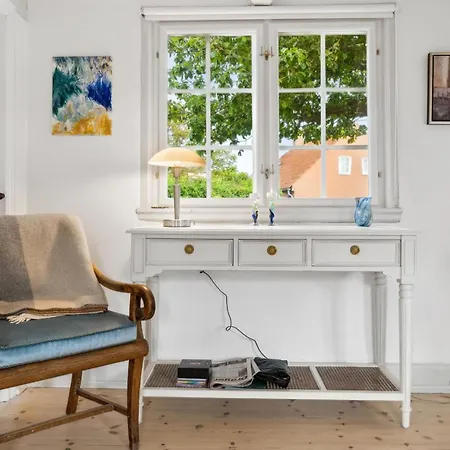Ode - 100m From The Sea By Interhome *